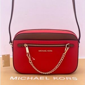 MICHAEL KORS LARGE EAST WEST ZIP CHAIN CROSSBODY